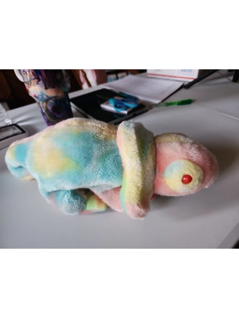 TY Beanie Buddy - RAINBOW the Chameleon (12.5 inch) Bottom TAG 1999!.